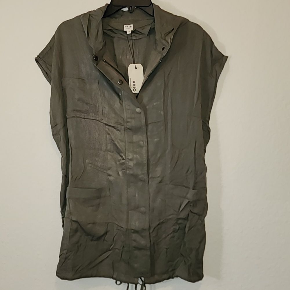 Uniq Green Vest Jacket Sz Lg